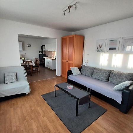 Apartmani Nada Senj  Eksteriør billede
